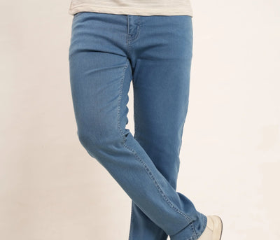JEANS & DENIM